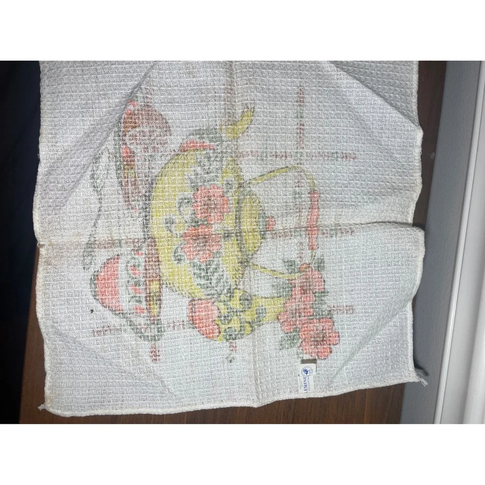 Vintage Leshner Waffle Weave Cotton Kitchen Tea Towel Retro Floral Fruit Orange